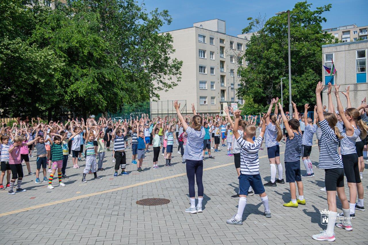 Kihívás napja Székesfehérváron -  több ezer ember sportolt a városban
